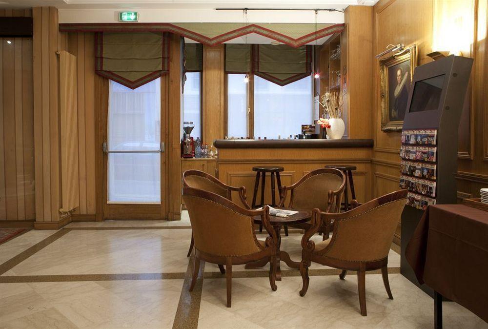Flanelles Hotel Parigi