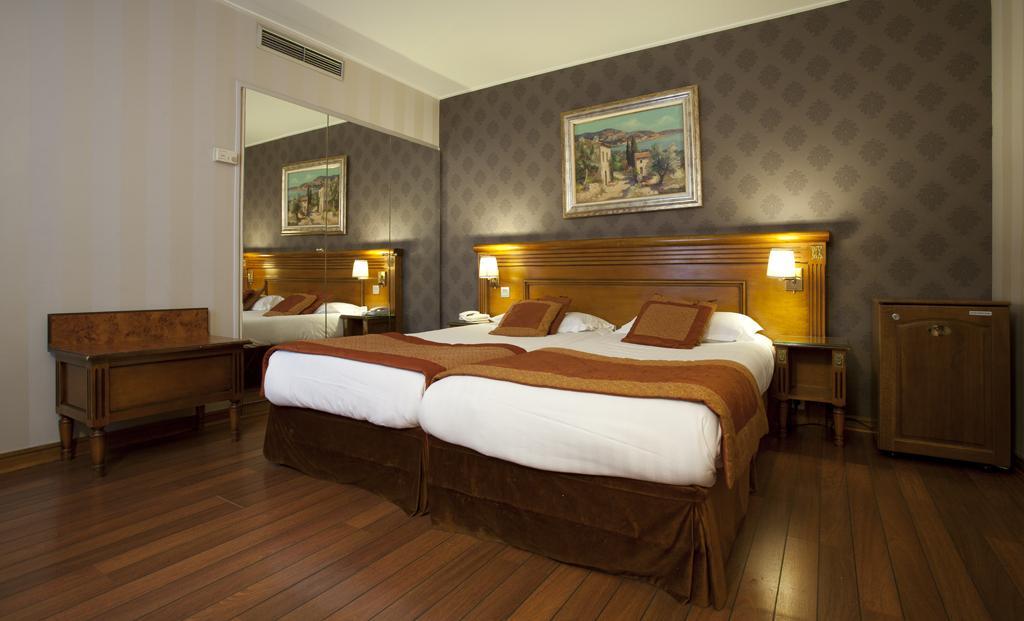 Hotel Flanelles Parigi
